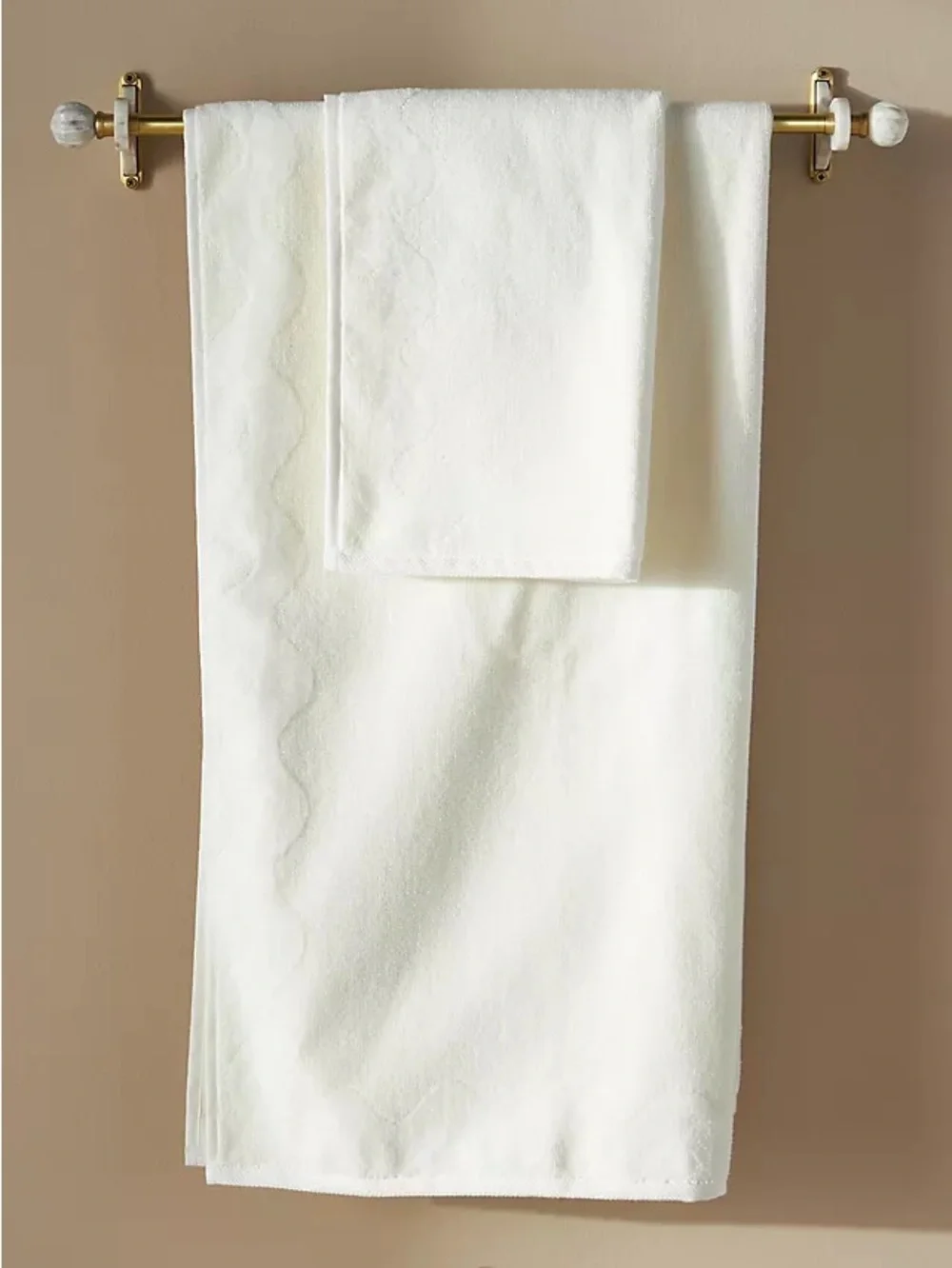 Maeve by Anthropologie Scalloped Cotton Bath Towel